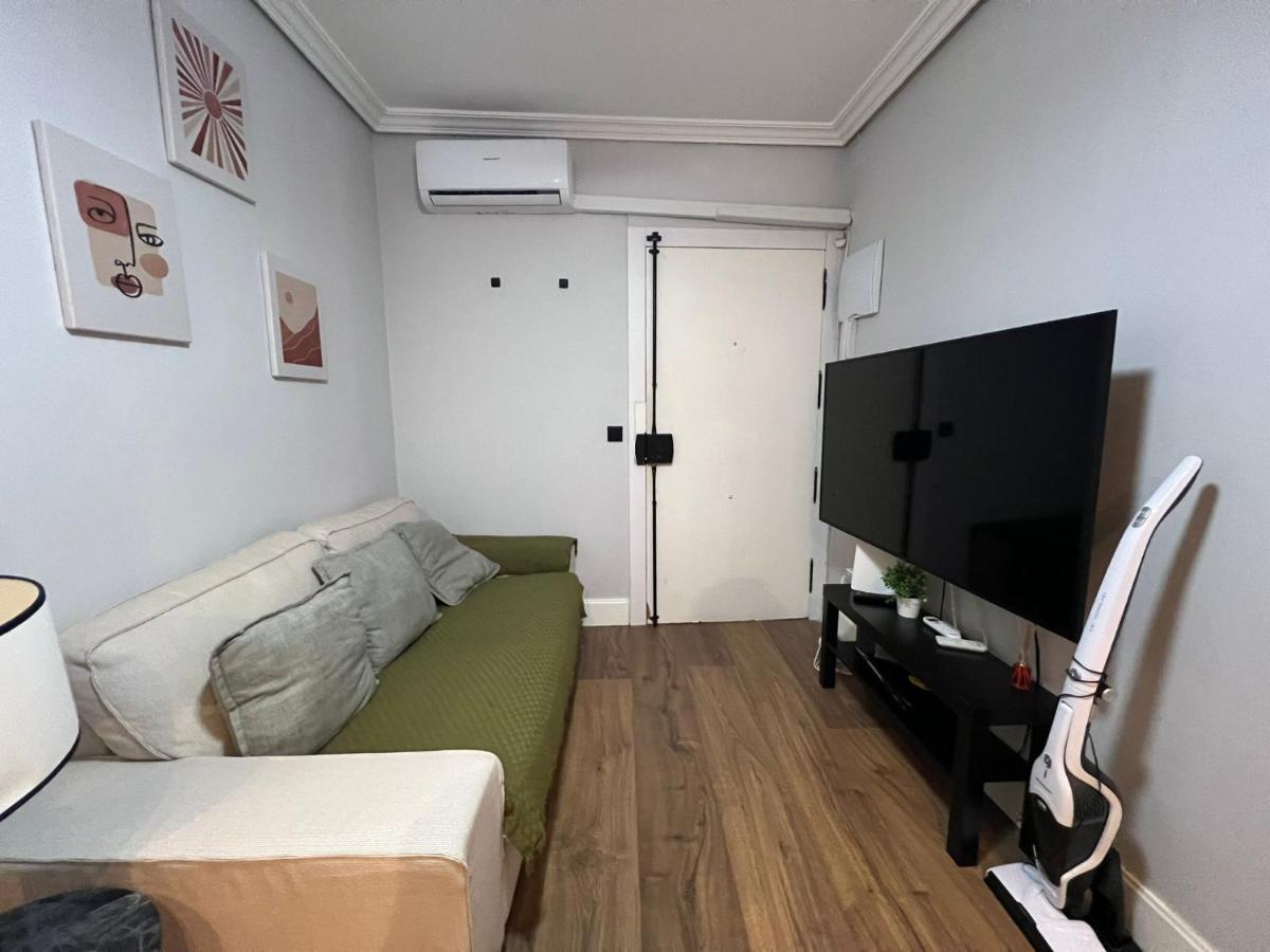 Realbites Accommodations Madrid Exteriör bild